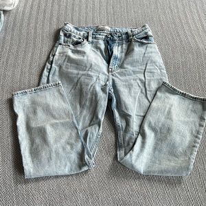 Abercrombie Ankle Straight Ultra High Rise Jeans